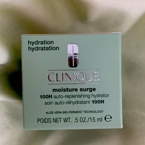 Clinique moisture surge